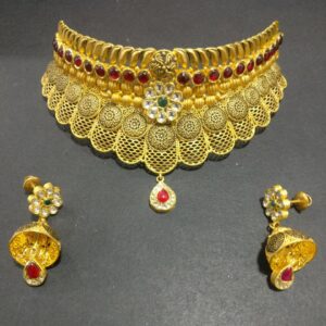 Antique choker