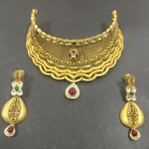 Antique choker