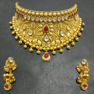 Antique choker