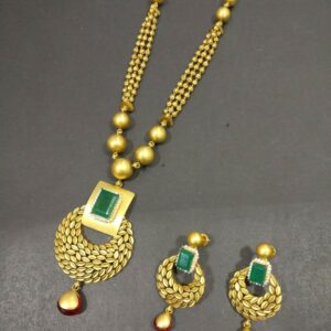 Antique pendant butti