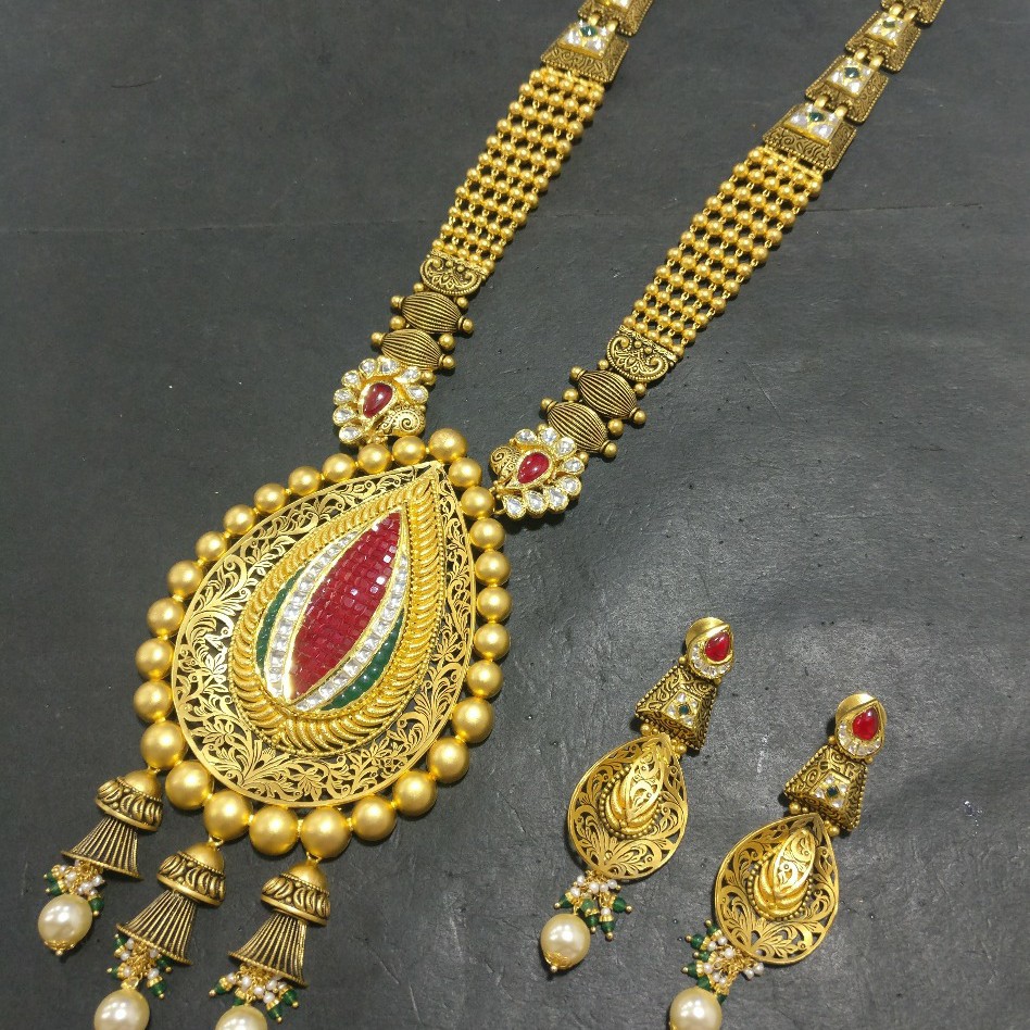 Antique long set