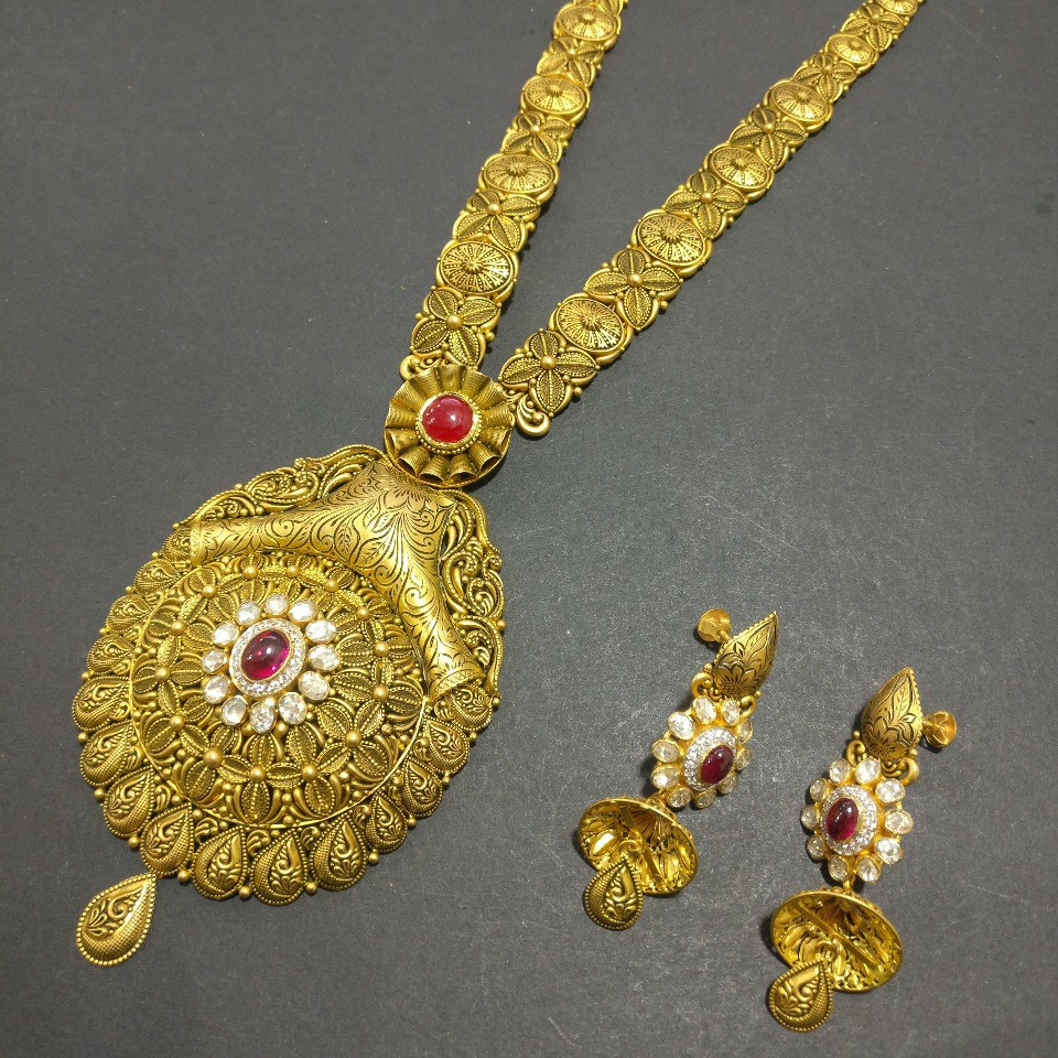 Antique long set
