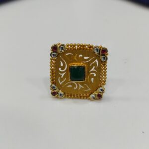 916 Gold Ladies fancy Ring