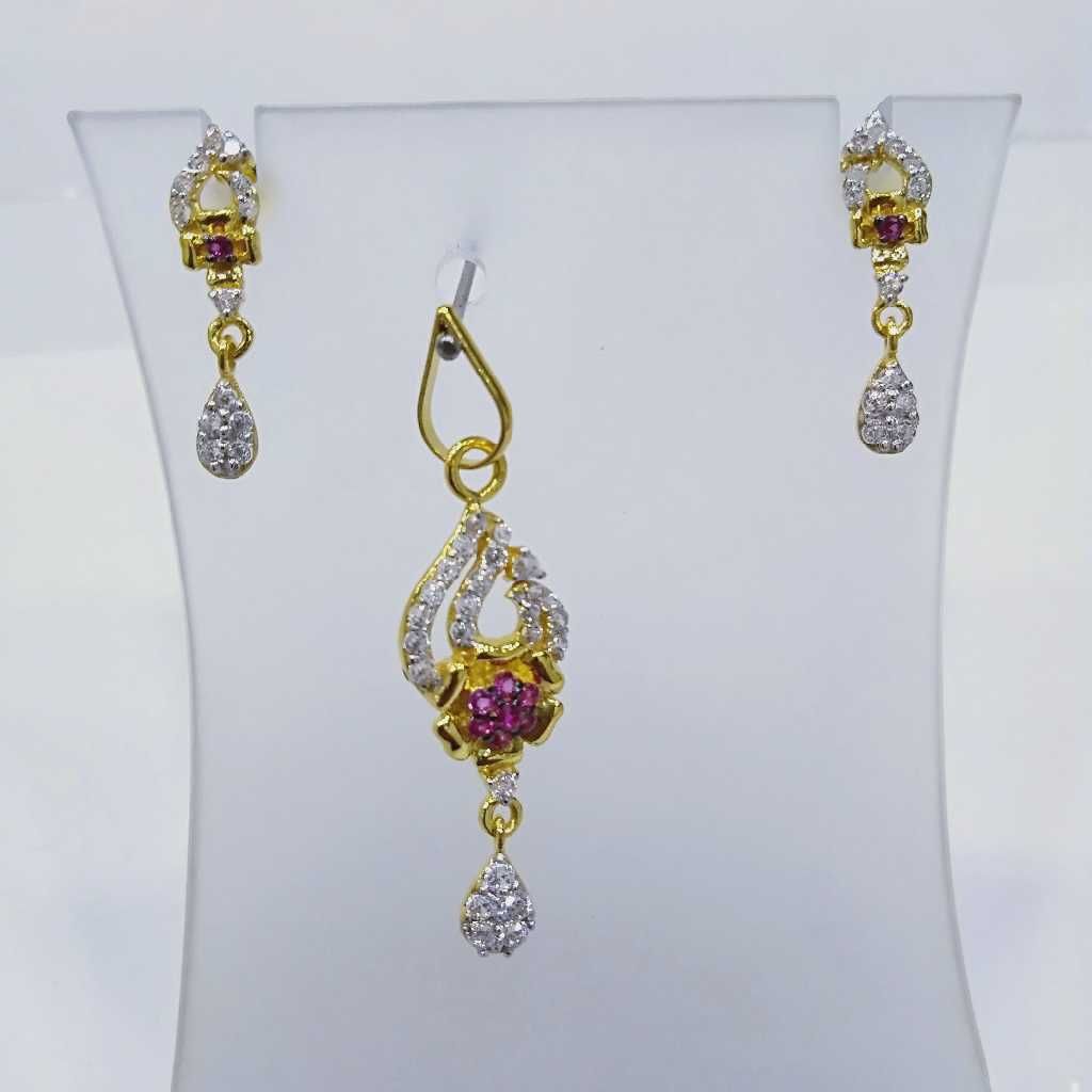 840 Gold Fancy Lite Weight Pendant Set RJ-PS001