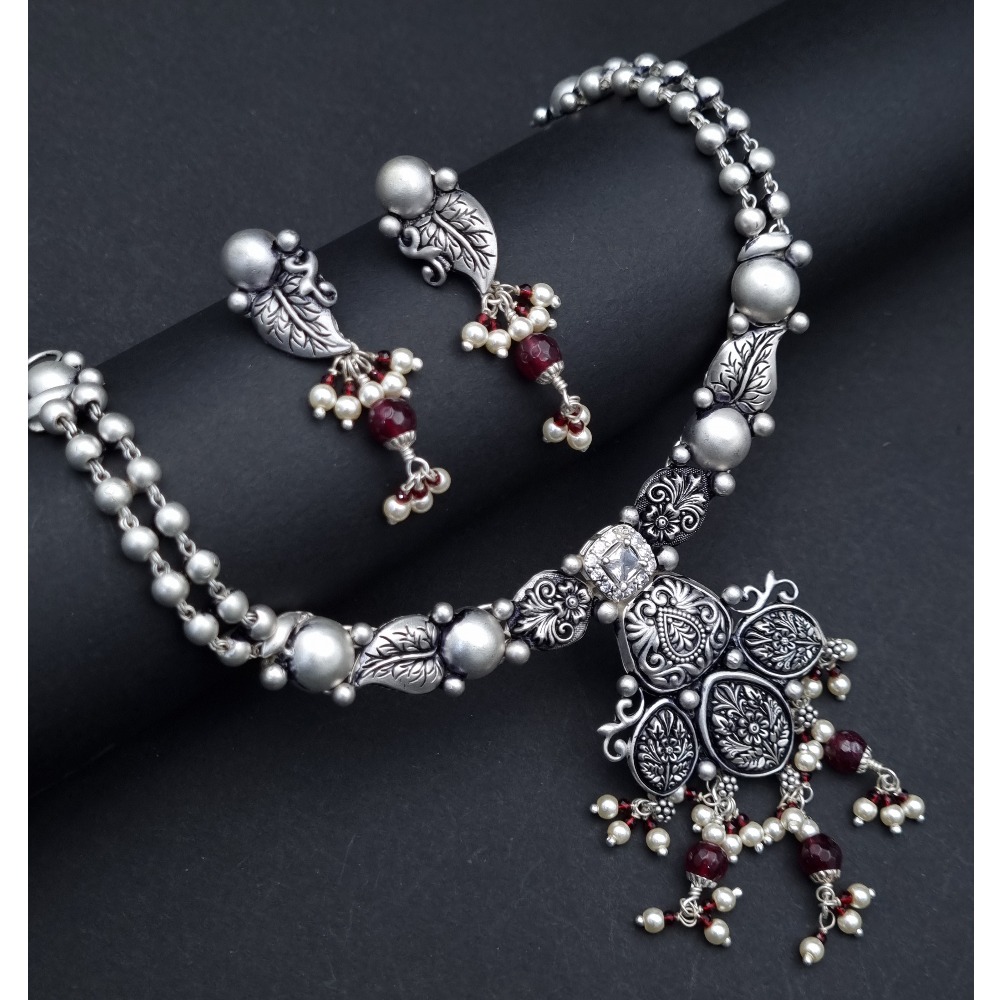 Gilded Glamour: Antique Style Necklace and Earrings