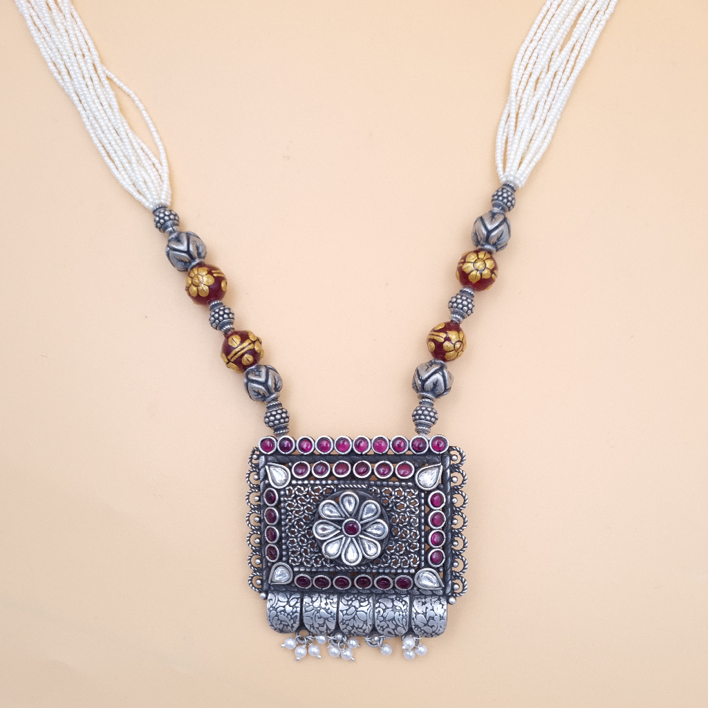 Dazzling Rectangle Kolhapuri Mala - Image 2