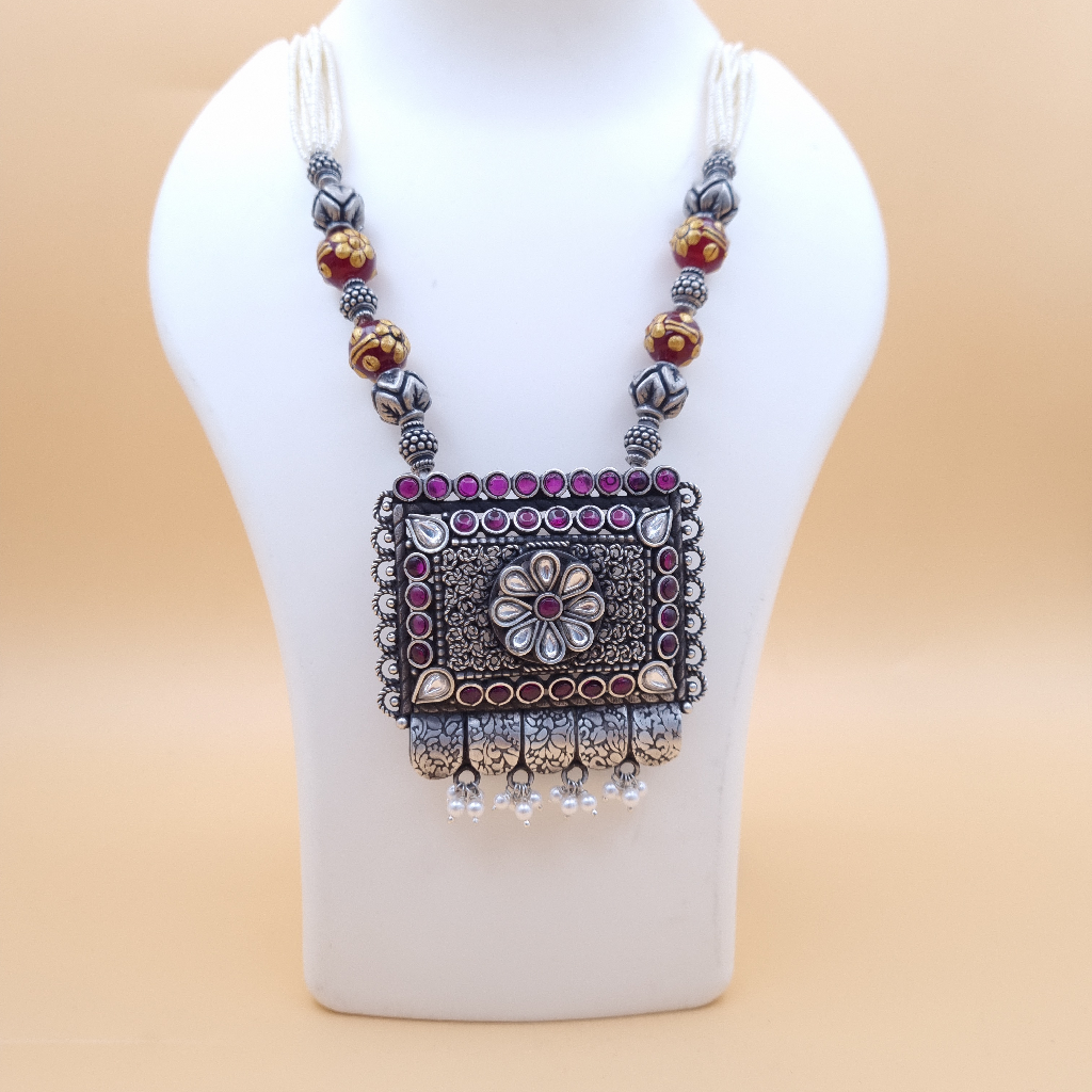 Dazzling Rectangle Kolhapuri Mala