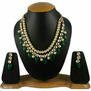 Pearl & Kundan Set