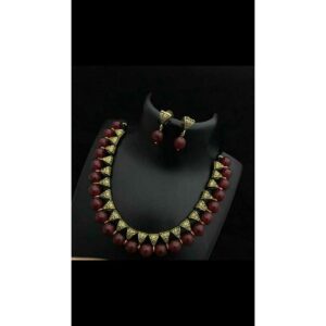 Fancy Ladies Necklace