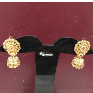 18 Carat Classic Jhoomar Butti