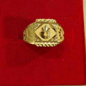 18Kt Gold Fancy Attractive Ring