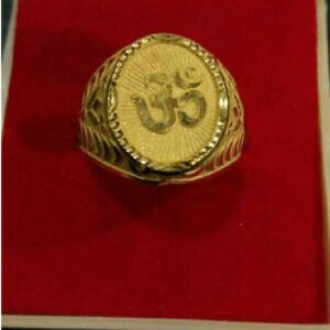 18Kt Gold Fancy Gents Ring
