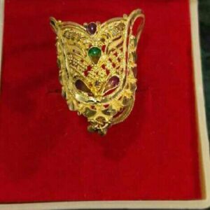 18Kt Gold Ladies Ghoda Ring