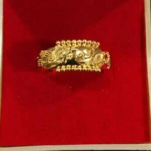 18Kt Gold Fancy Attractive Ladies Ring