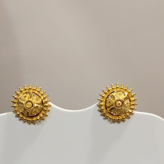 18kt Gold Fancy Ladies Round Buti