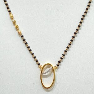 22 KT OVAL DALICATE PANDANT MANGALSUTRA