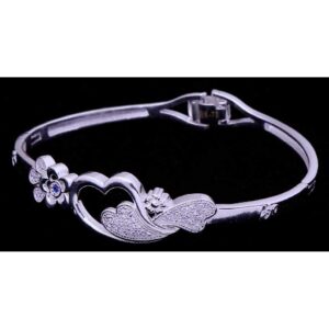 Antique Heart Design Silver Bracelet