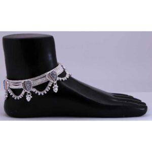 Exclusive Silver Fancy Payal