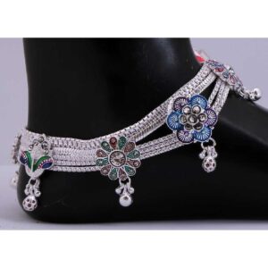 Attractive Flower Design Silver Anklet