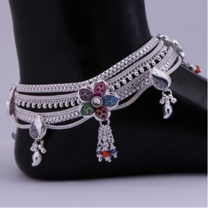 Broad Flower Style Silver Payal