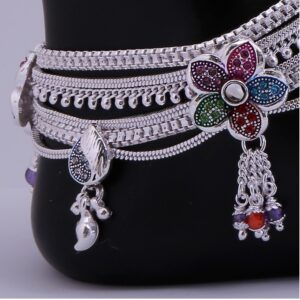 Broad Flower Style Silver Payal