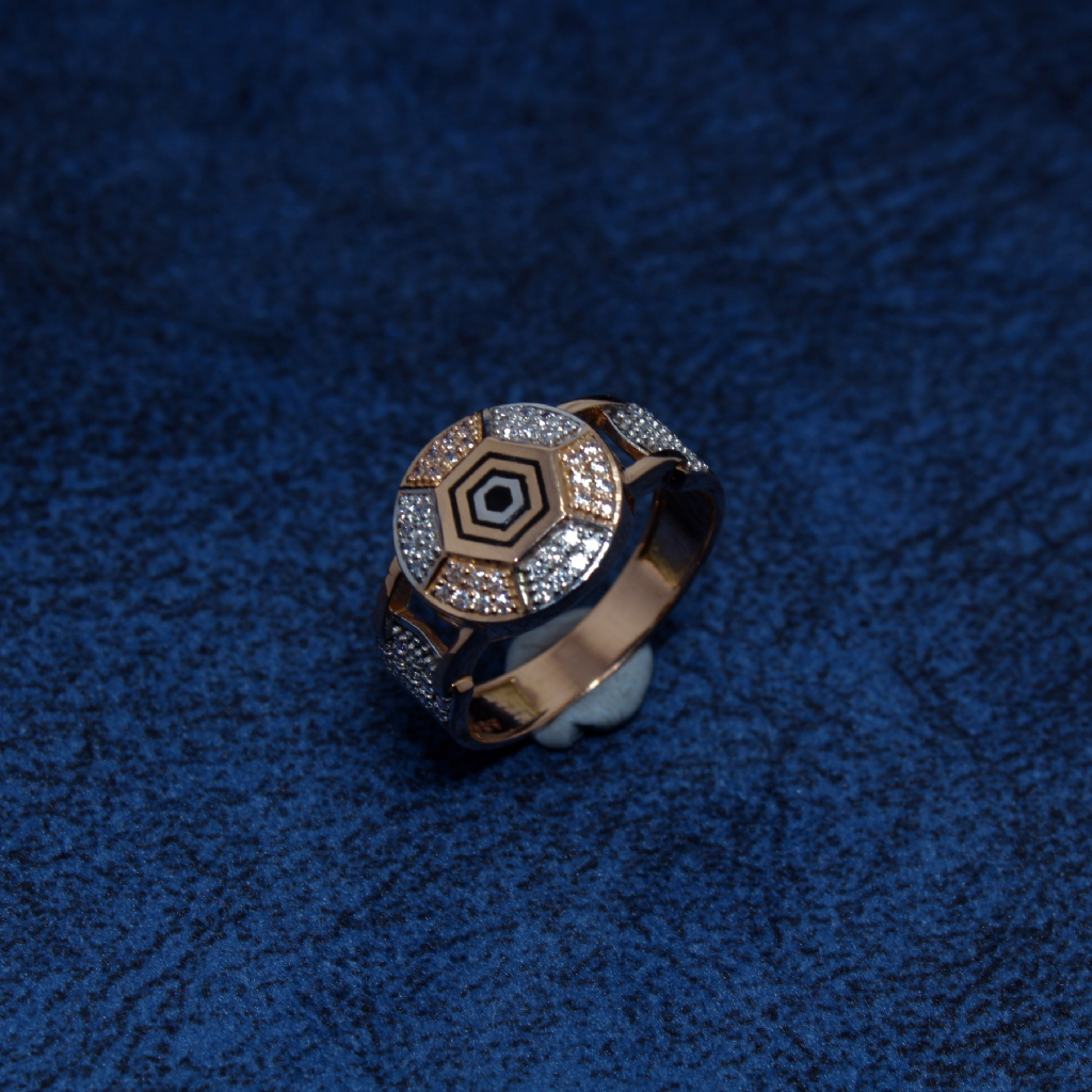 18kt hallmarked fancy rose gold ring for men - Image 4