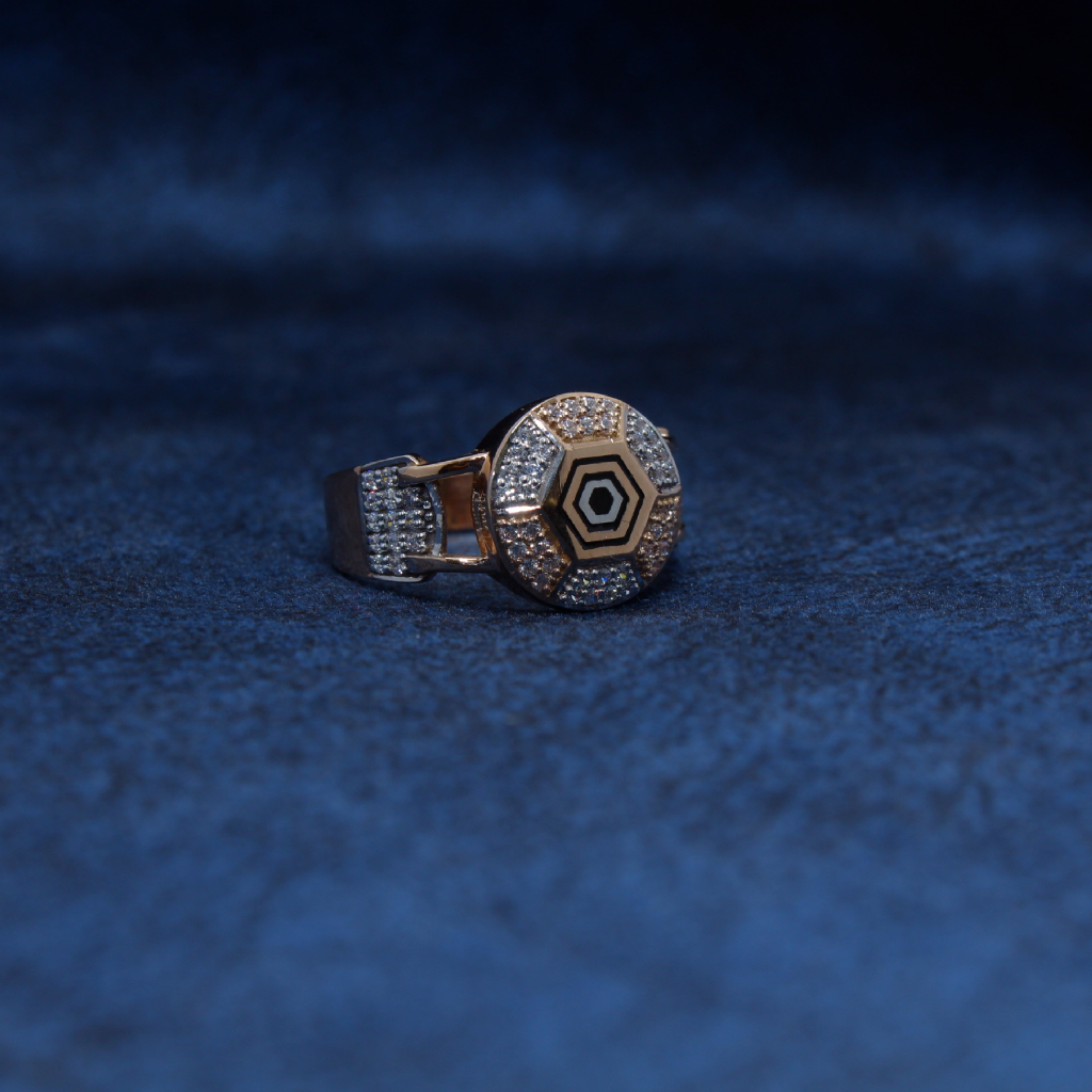18kt hallmarked fancy rose gold ring for men