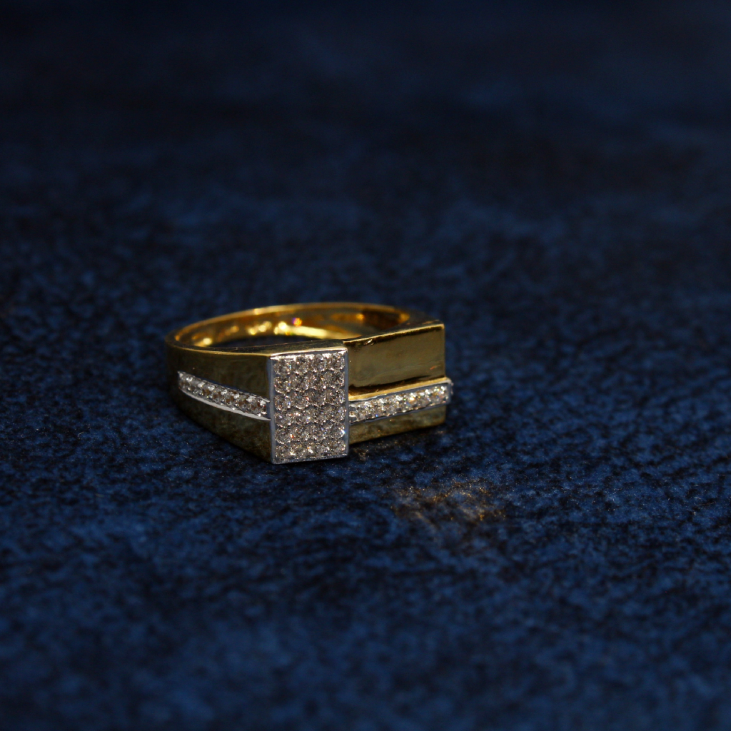 22KT Hallmarked Attractive Ring For Men - Image 2