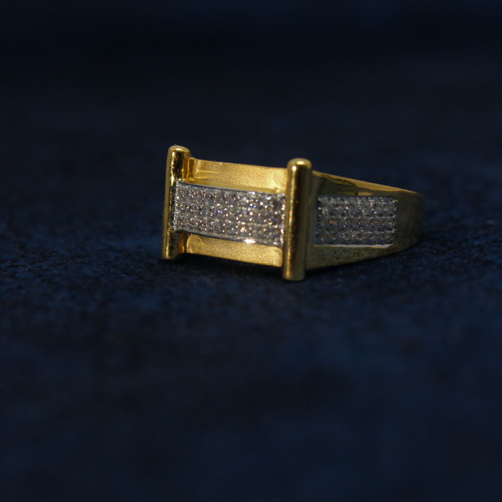 22KT Hallmarked Trendy Ring For Men - Image 4