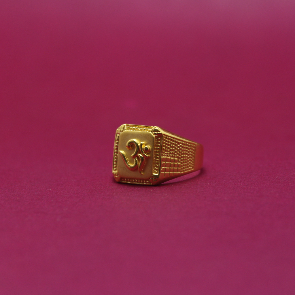 22KT Hallmarked Beautiful Om Ring For Men - Image 3