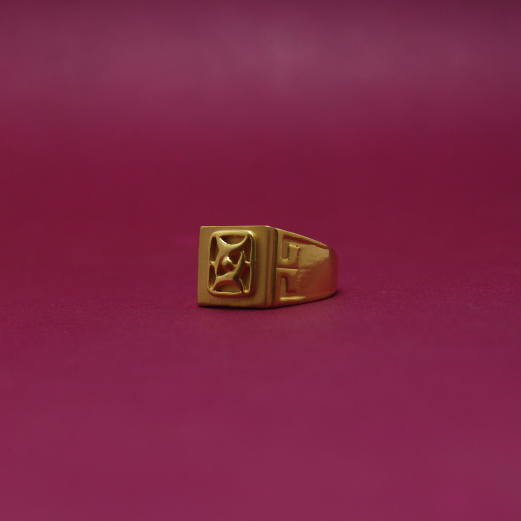 22KT Hallmarked Dazzling Men's Ring