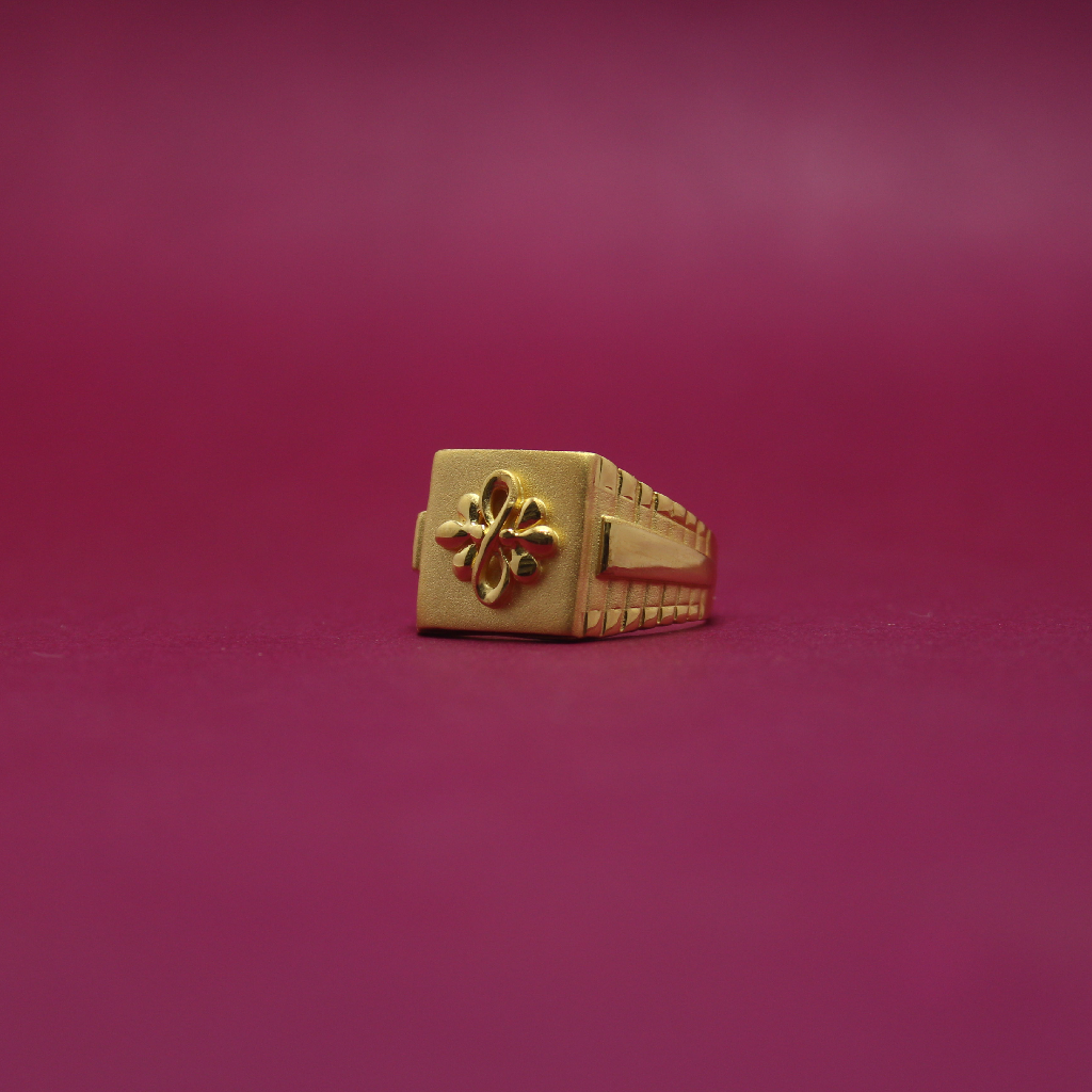 22KT Hallmarked Classic Men's Ring