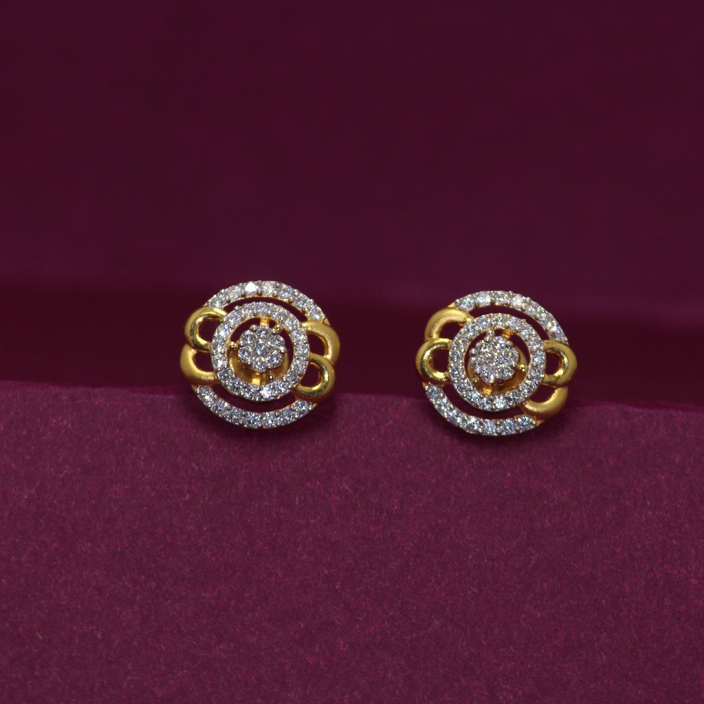 22KT Hallmarked Exclusive Earring - Image 2