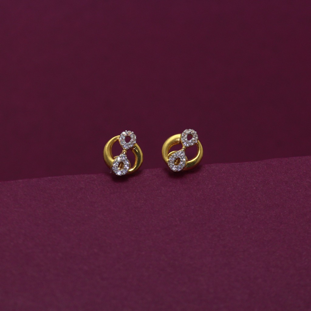 22KT Hallmarked Stunning Earring - Image 2