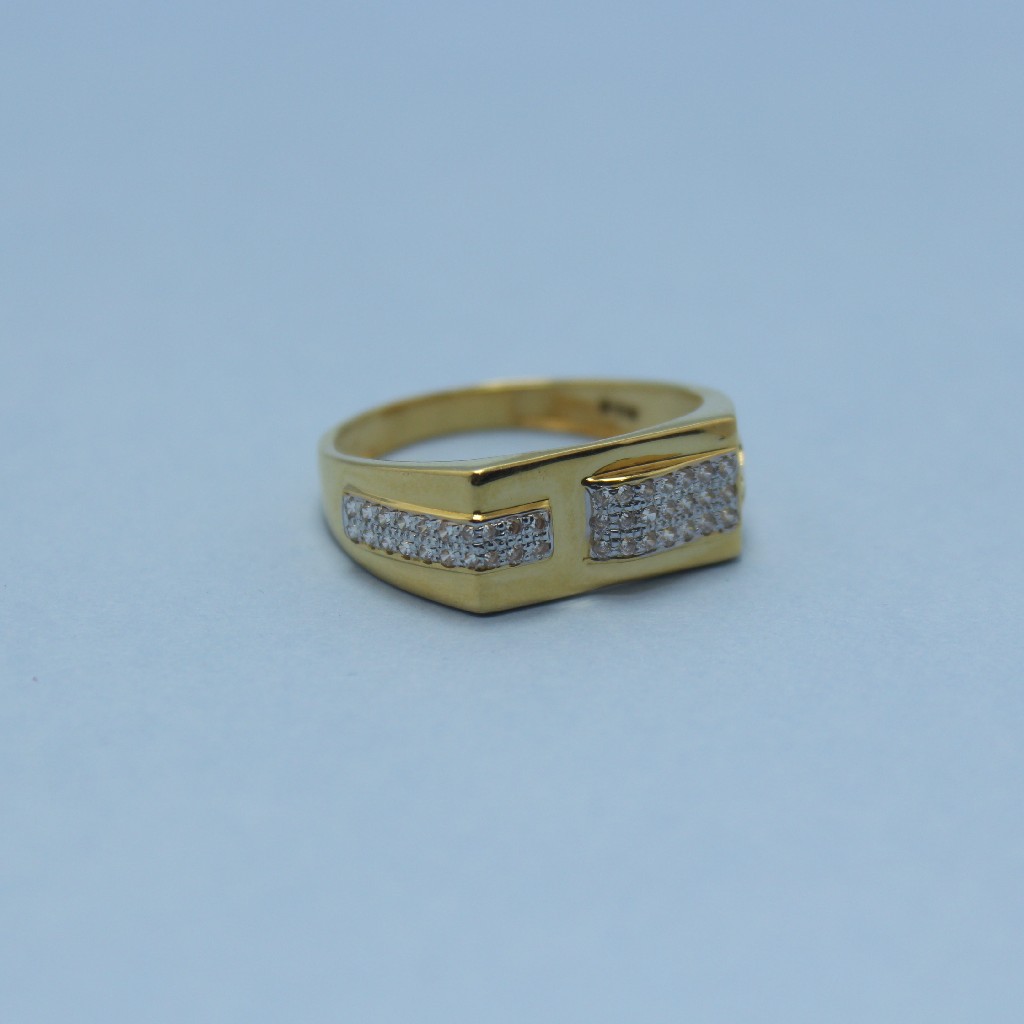 22KT Gold Hallmarked Designer Men's Ring - Image 2