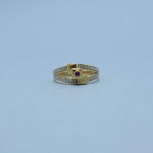 22KT Hallmarked Fancy Ladies Ring