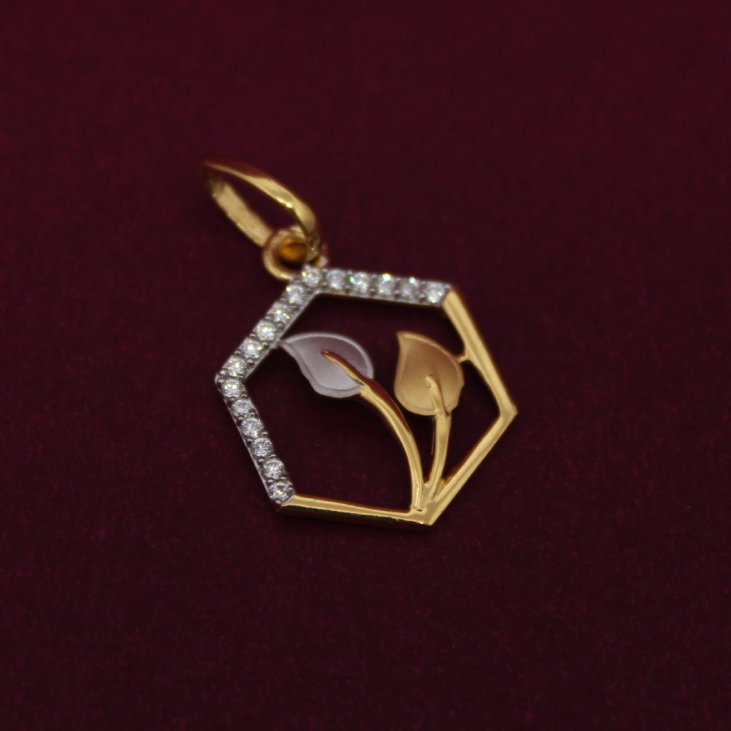 916 Hallmarked Beautiful Leaf Design Pendant Set - Image 2