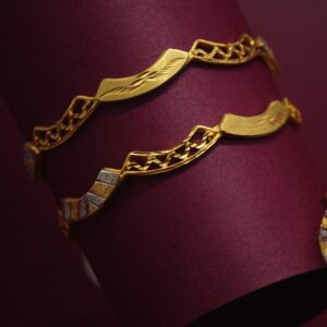 916 Hallmarked Attractive Bangles