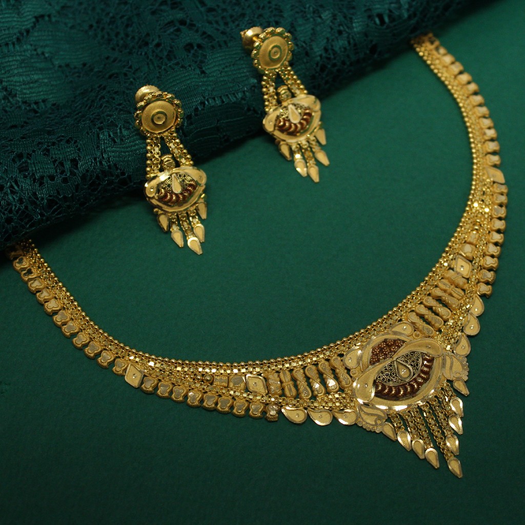 22k Hallmarked Classic Necklace With Beautiful Earrings