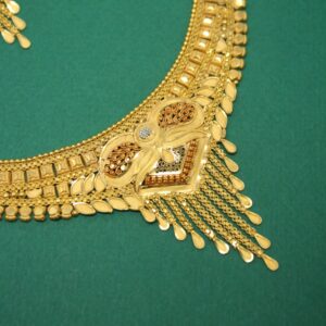 22K Hallmarked Beautiful And Simple Necklace With Attractive Earrings