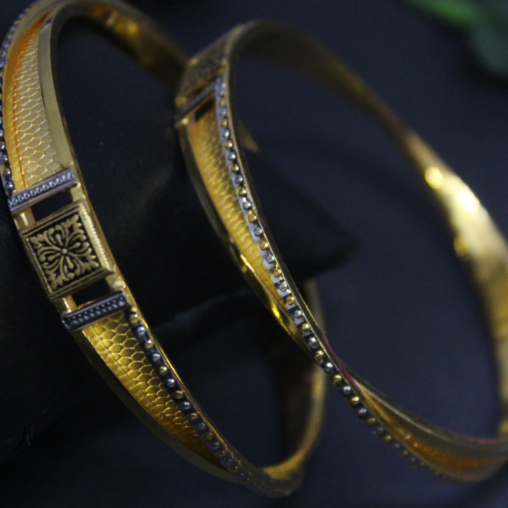22K Hallmarked Fancy Ladies Kadli - Image 2