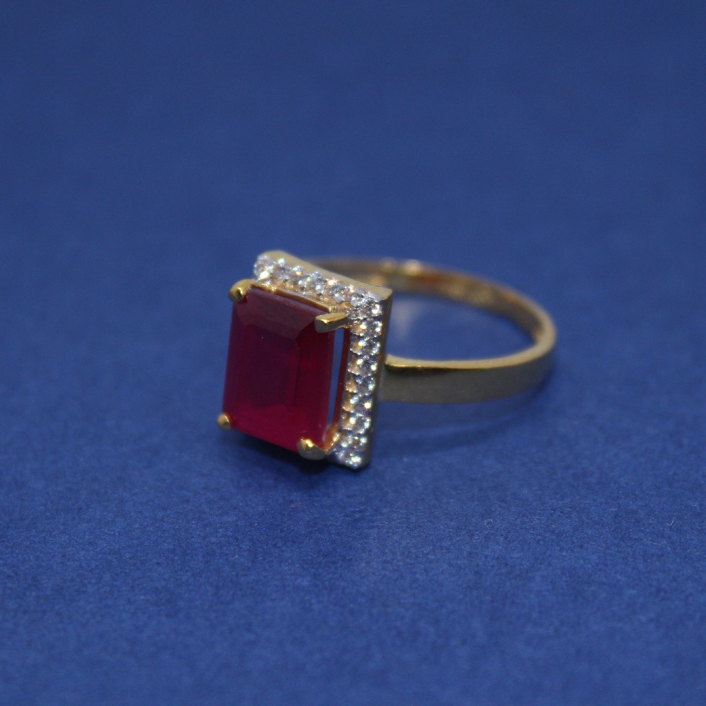22K Hallmarked Red Colour Stone Ladies Ring
