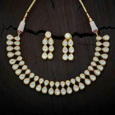 Kundan Necklace Set