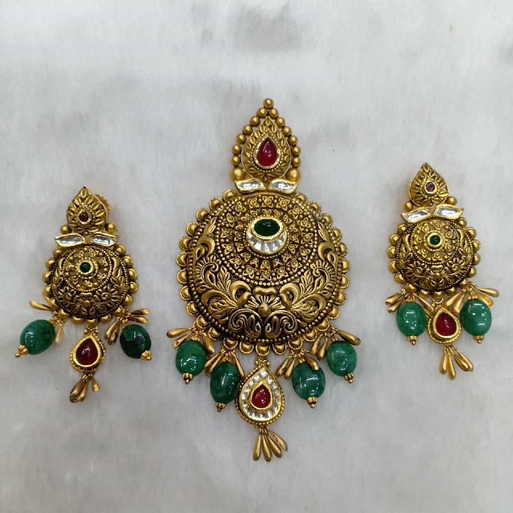 22k antique pendant set