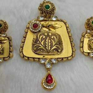 antique pendant set