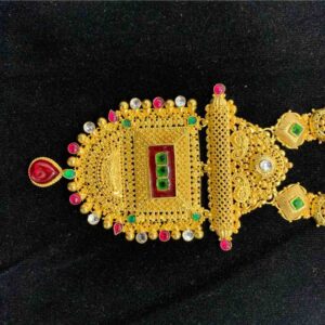 22 kt necklace