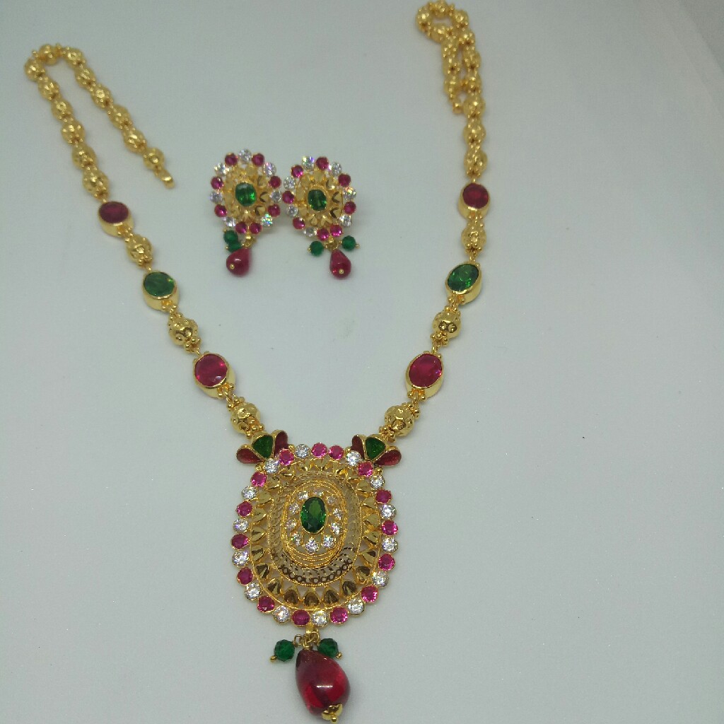 22 kt fancy Dokyu butti