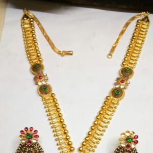 22 kt gold necklace set