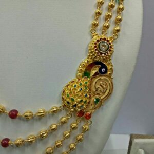 22kt gold peacock design brooch mala