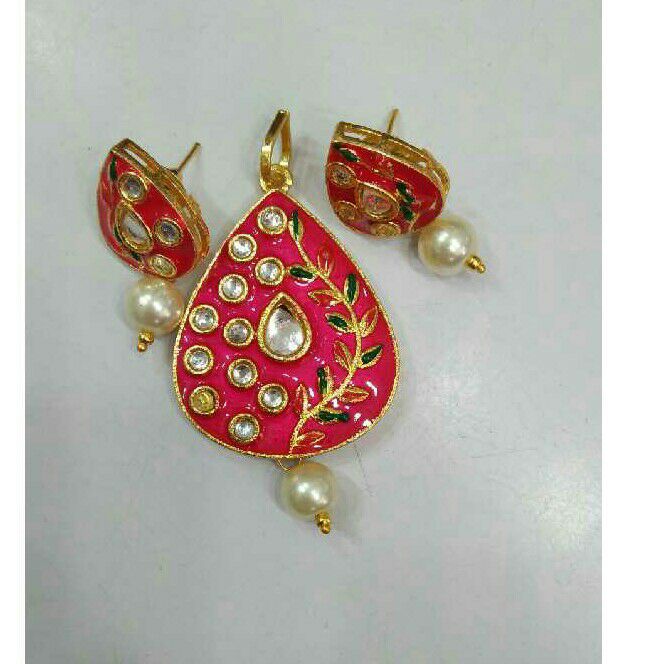 Color Full Locket Kundan Necklace Set
